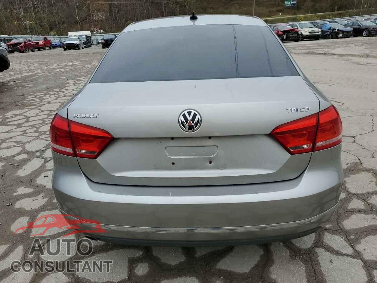 VOLKSWAGEN PASSAT 2012 - 1VWCN7A35CC049145