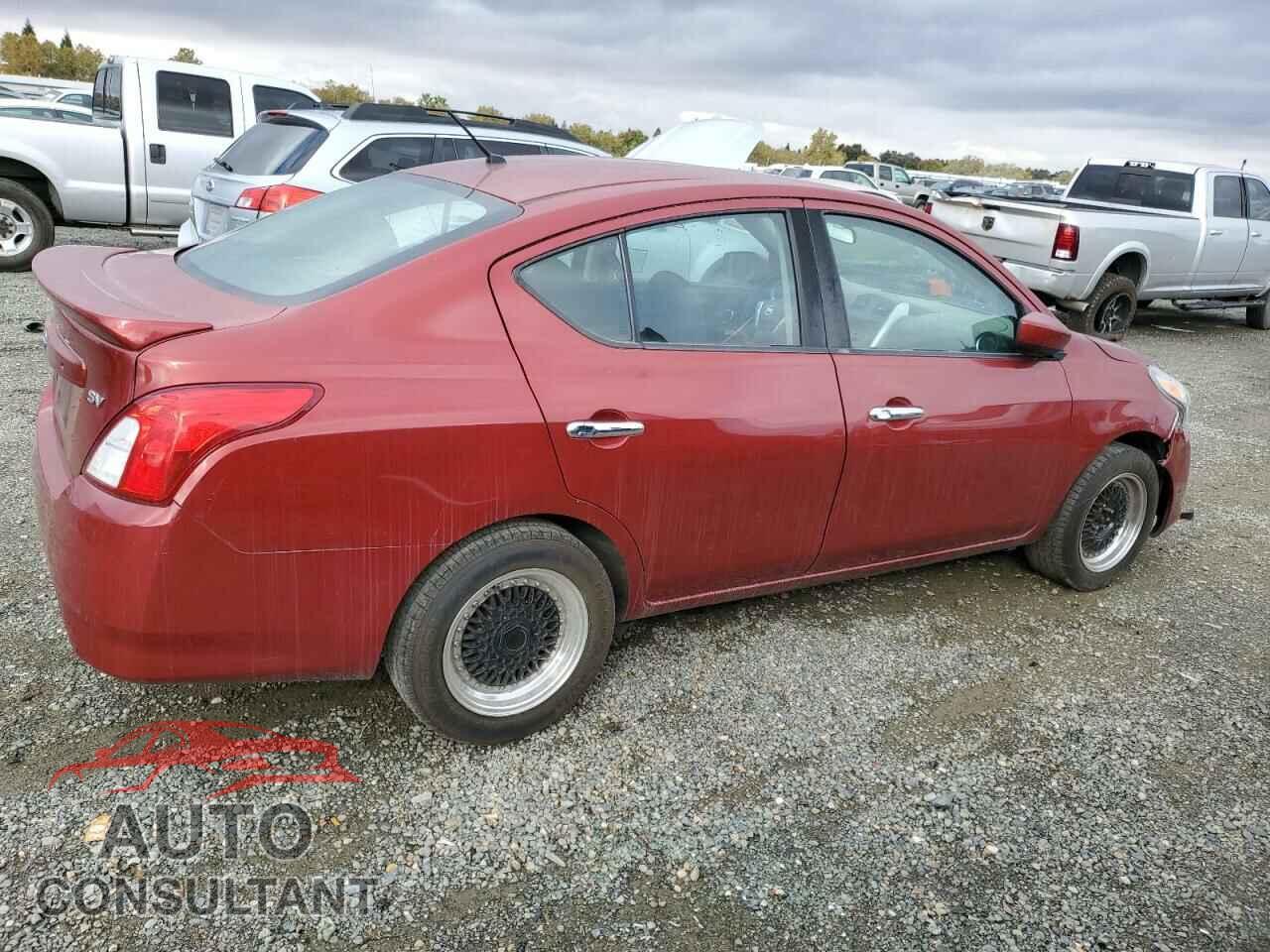 NISSAN VERSA 2017 - 3N1CN7AP5HL804640