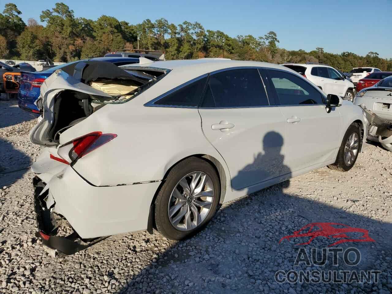 TOYOTA AVALON 2022 - 4T1AZ1FB4NU082030