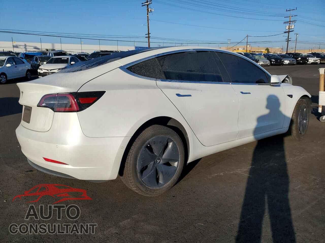 TESLA MODEL 3 2020 - 5YJ3E1EA0LF808568