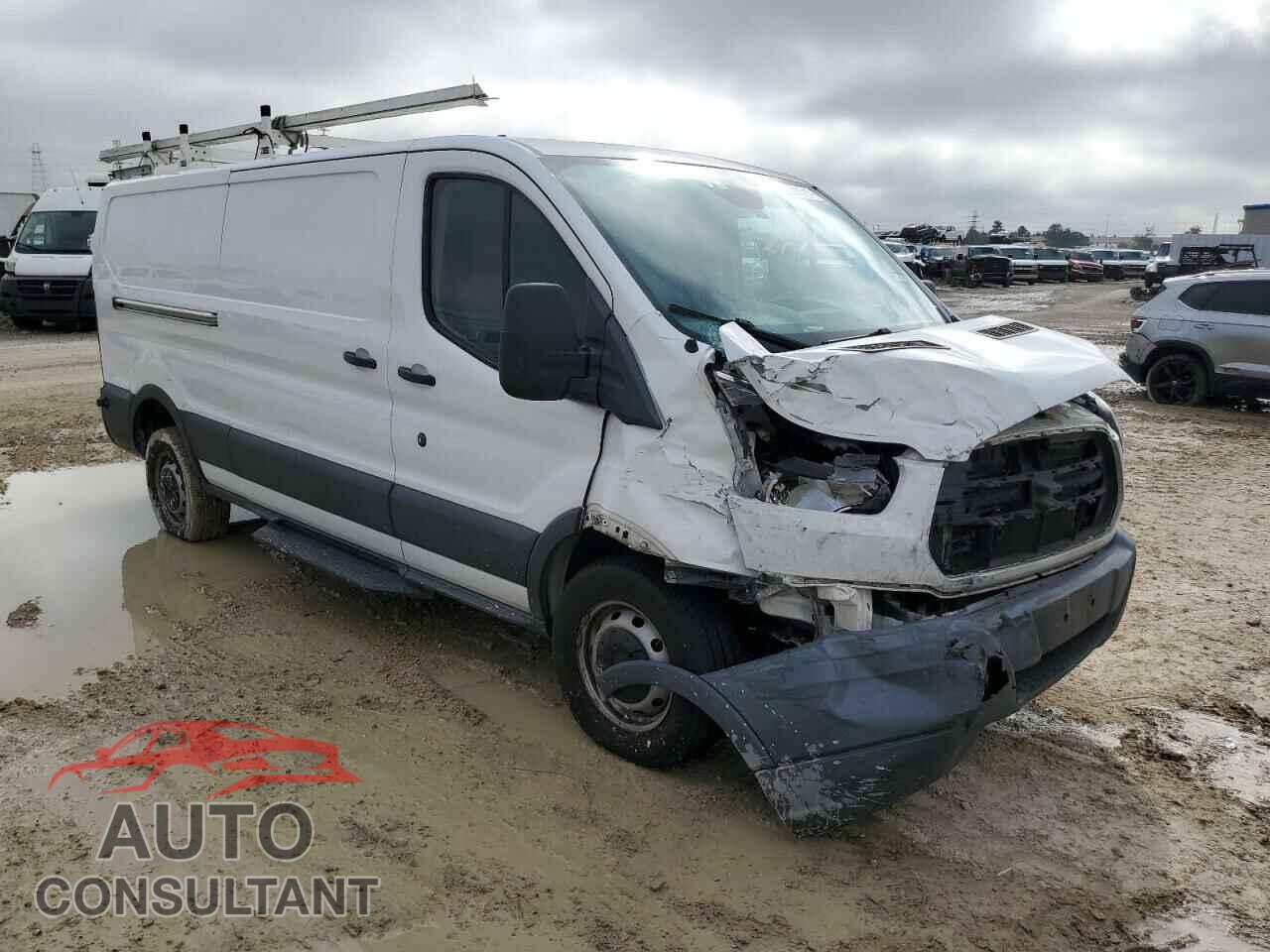 FORD TRANSIT 2017 - 1FTYR2YM1HKB54986