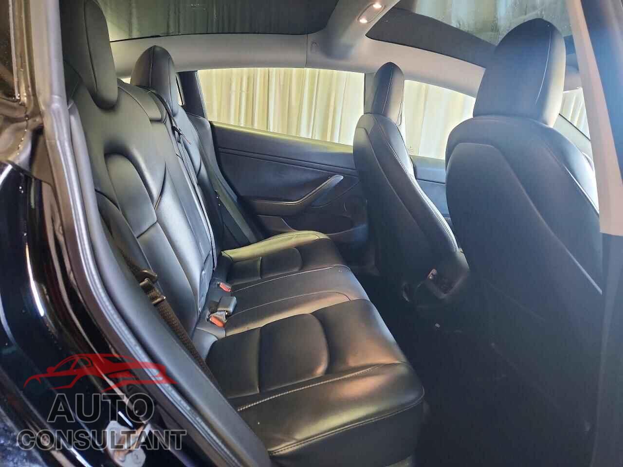 TESLA MODEL 3 2022 - 5YJ3E1EA3NF287039