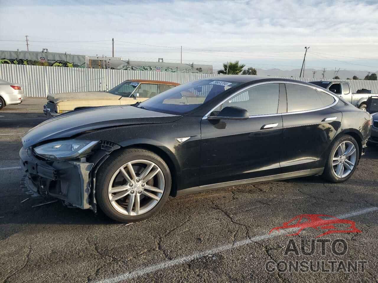 TESLA MODEL S 2016 - 5YJSA1E17GF120208