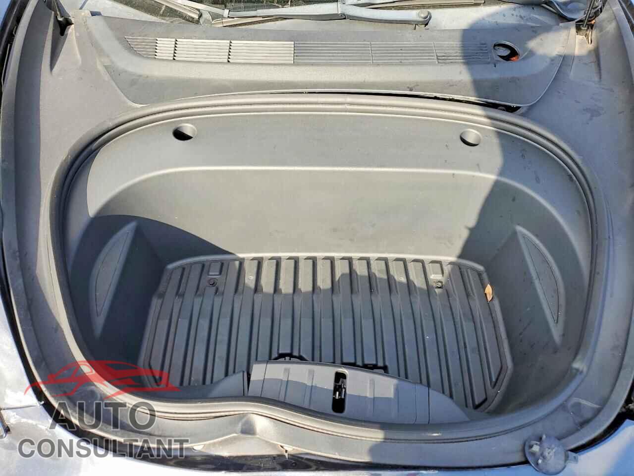 TESLA MODEL 3 2023 - 5YJ3E1EA7PF383405
