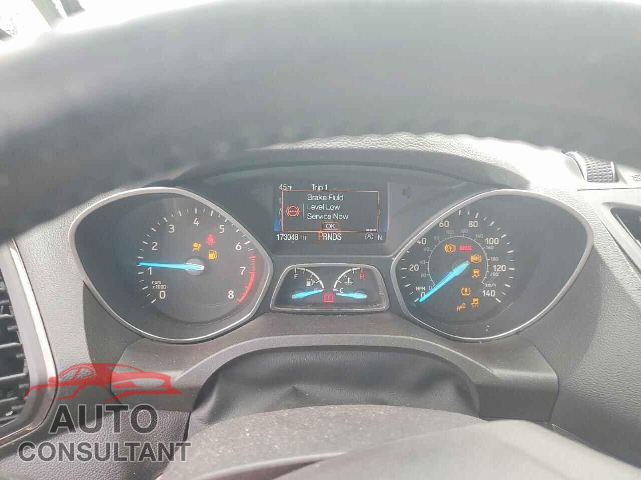 FORD ESCAPE 2017 - 1FMCU9J92HUB95084