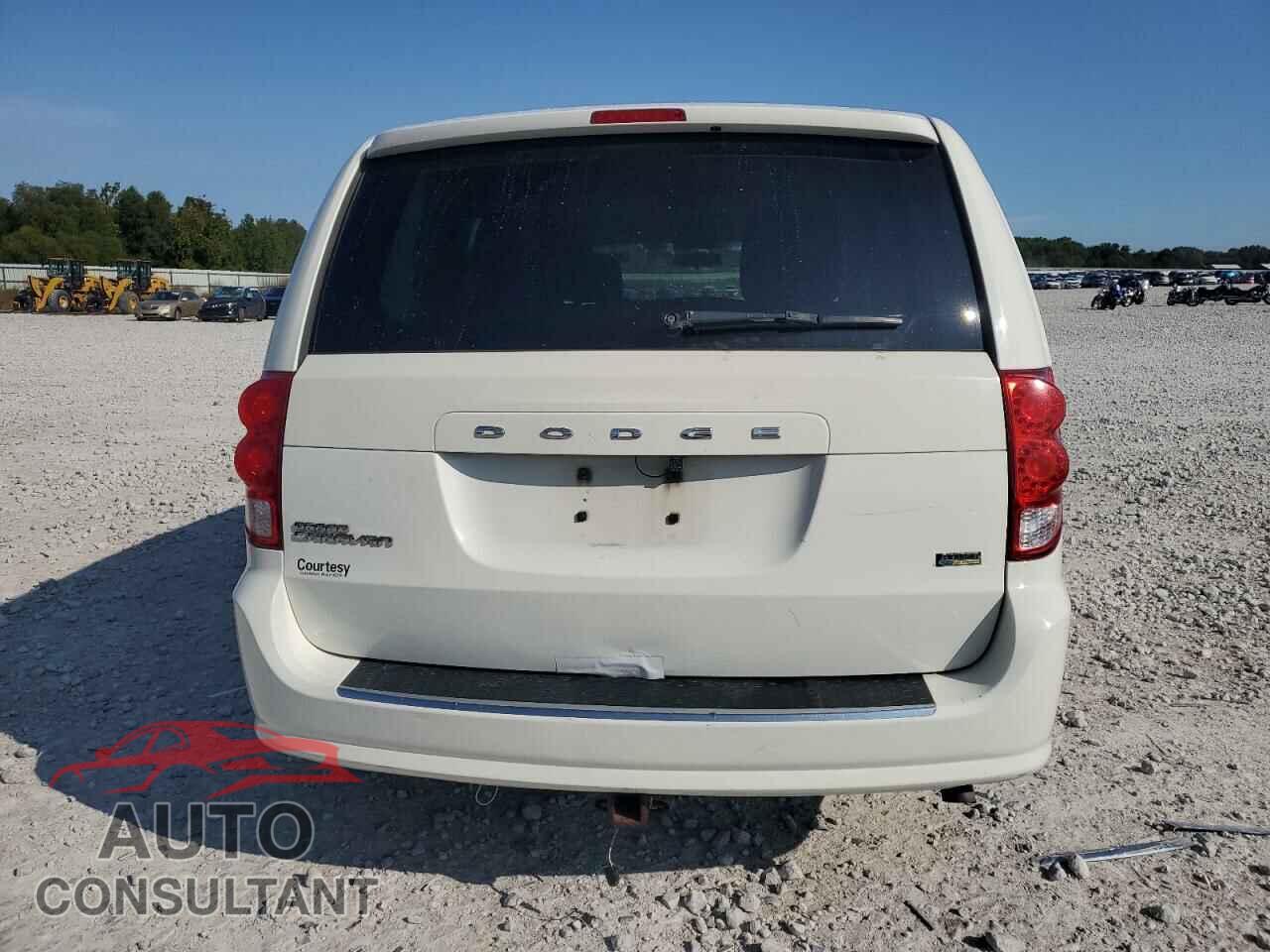 DODGE CARAVAN 2011 - 2D4RN3DG5BR777237