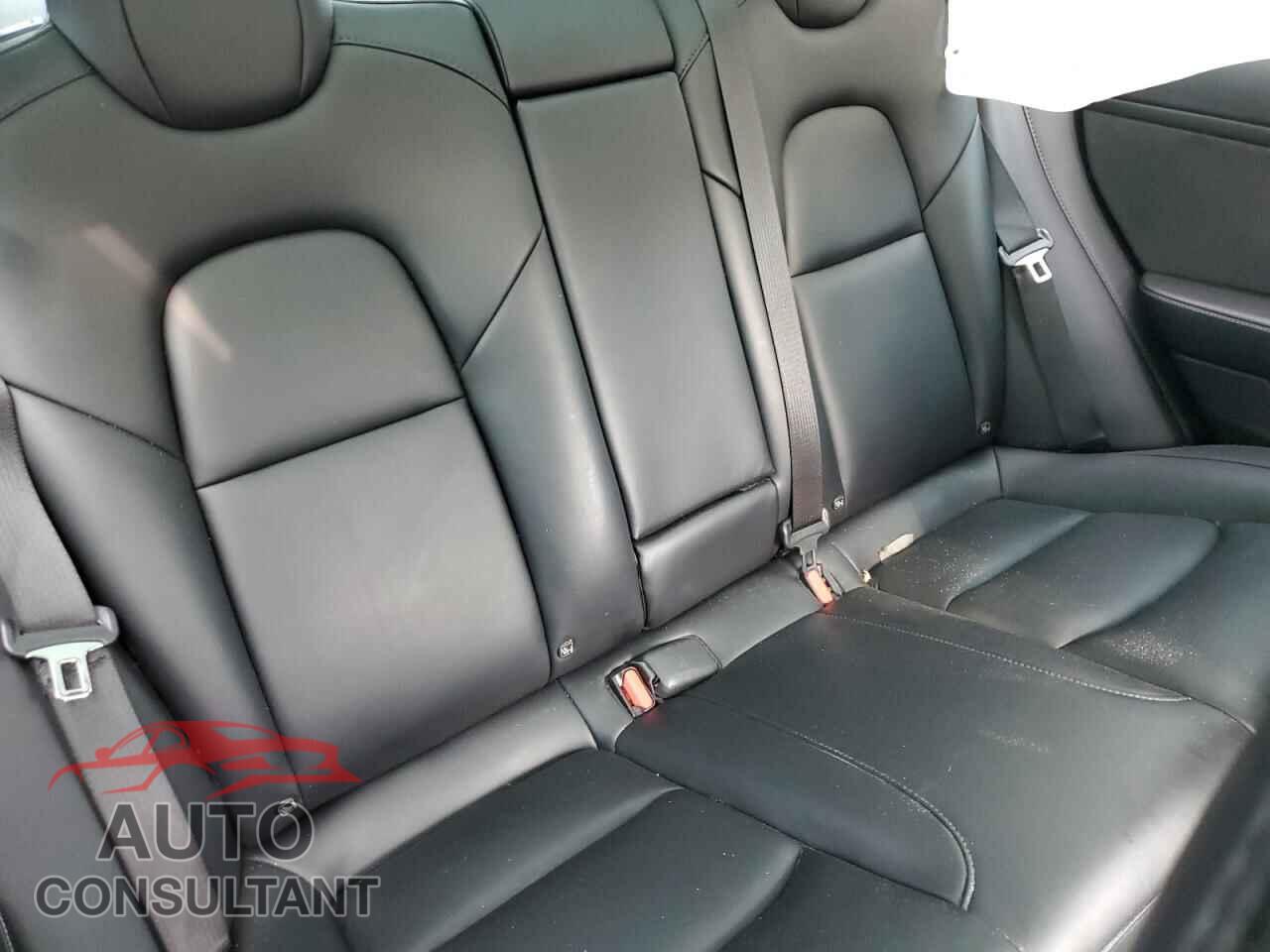 TESLA MODEL 3 2021 - 5YJ3E1EA8MF097462