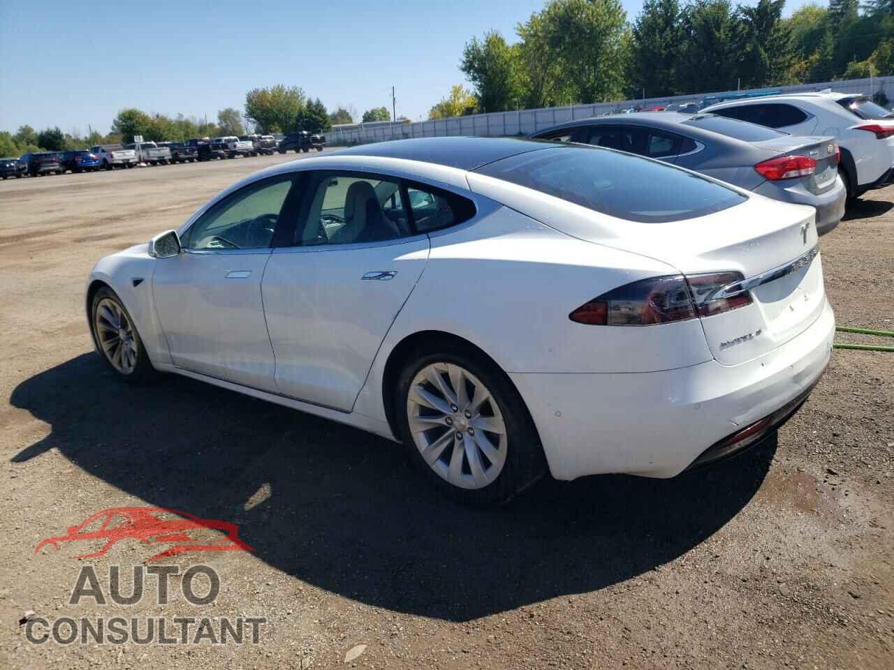 TESLA MODEL S 2017 - 5YJSA1E23HF200227