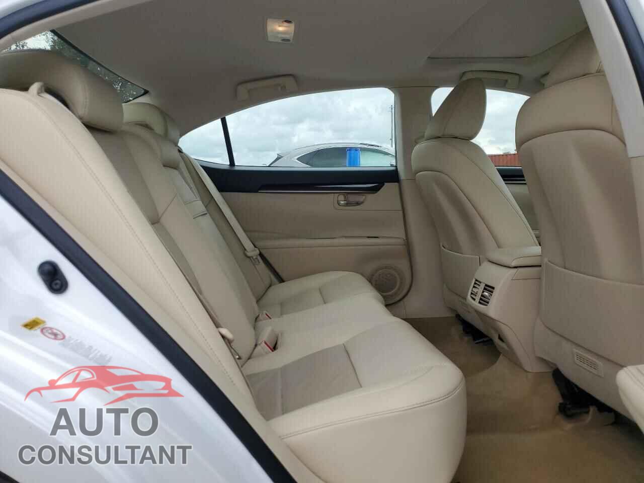 LEXUS ES350 2015 - JTHBK1GG7F2159203