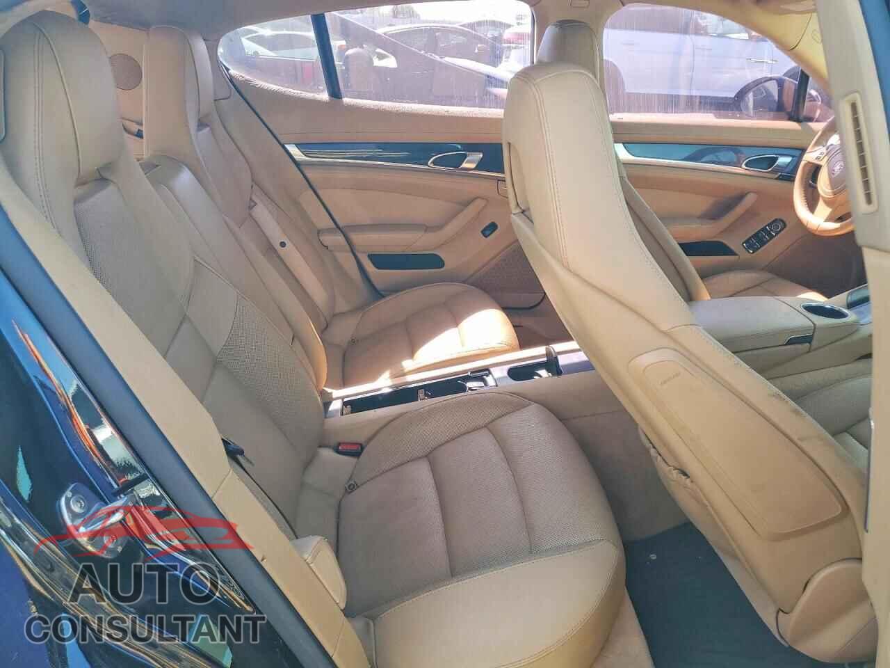 PORSCHE PANAMERA 2011 - WP0AA2A75BL014857