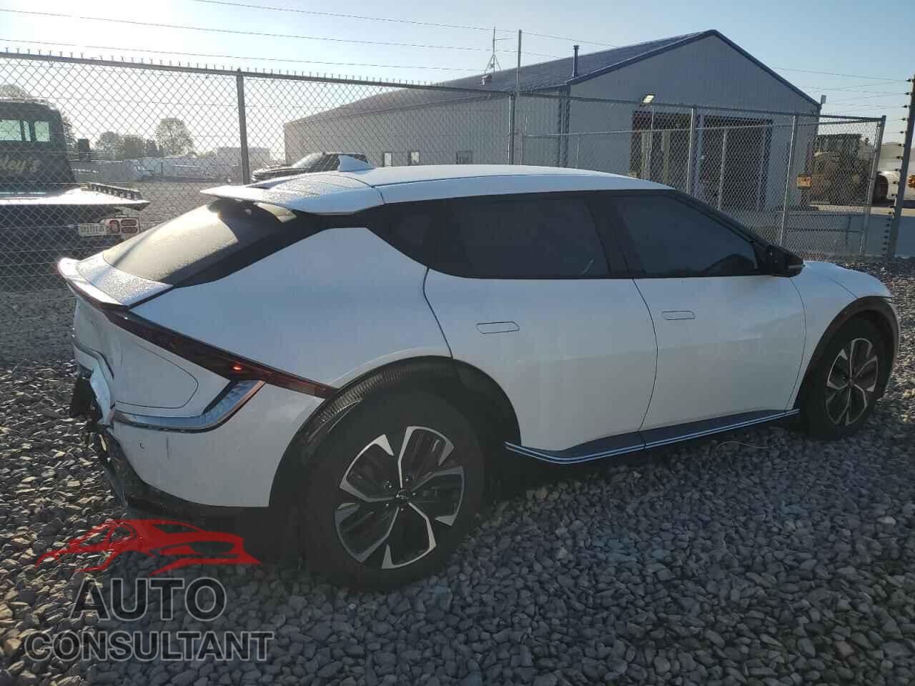 KIA EV6 LIGHT 2022 - KNDC3DLC8N5060281