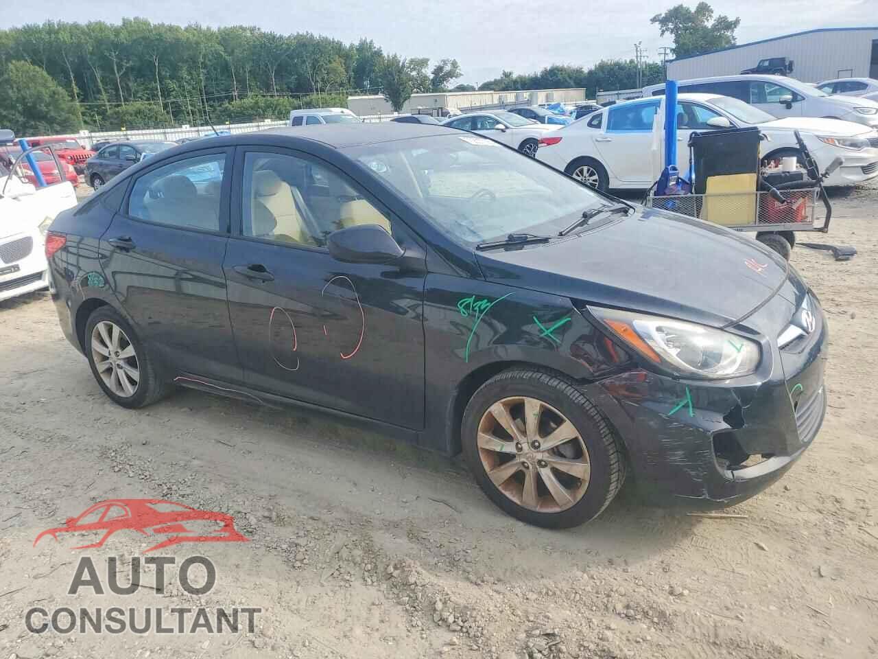 HYUNDAI ACCENT 2013 - KMHCU4AE1DU382326