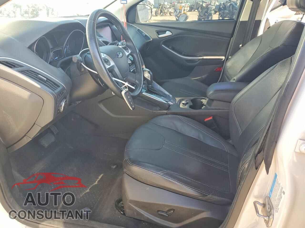 FORD FOCUS 2013 - 1FADP3J26DL210546