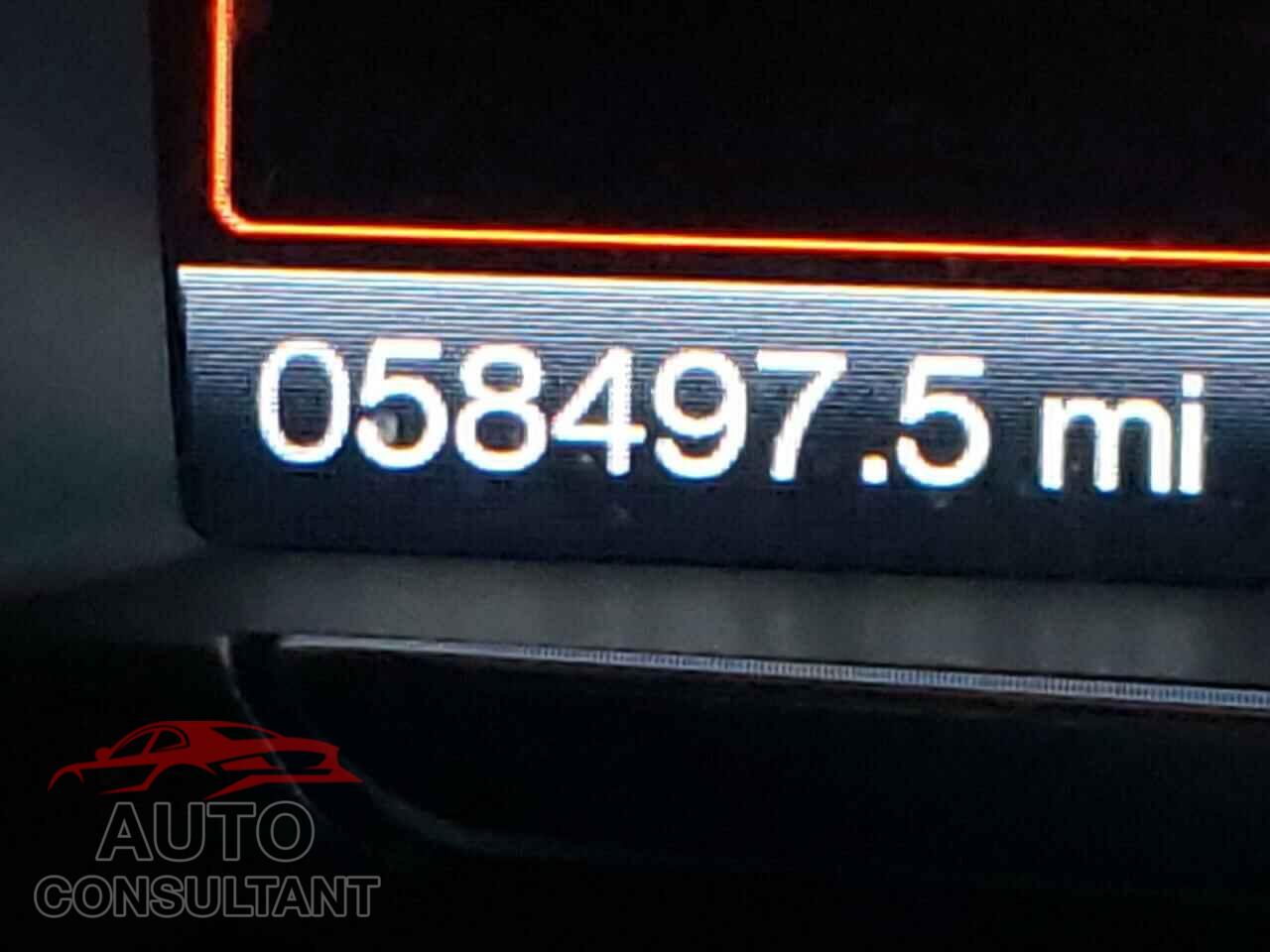 FORD TAURUS 2019 - 1FAHP2F86KG107562