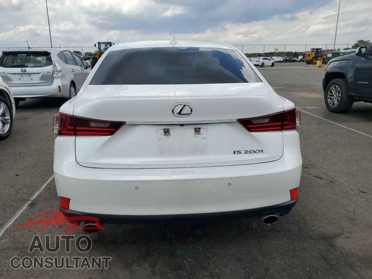 LEXUS IS 2016 - JTHBA1D22G5019846
