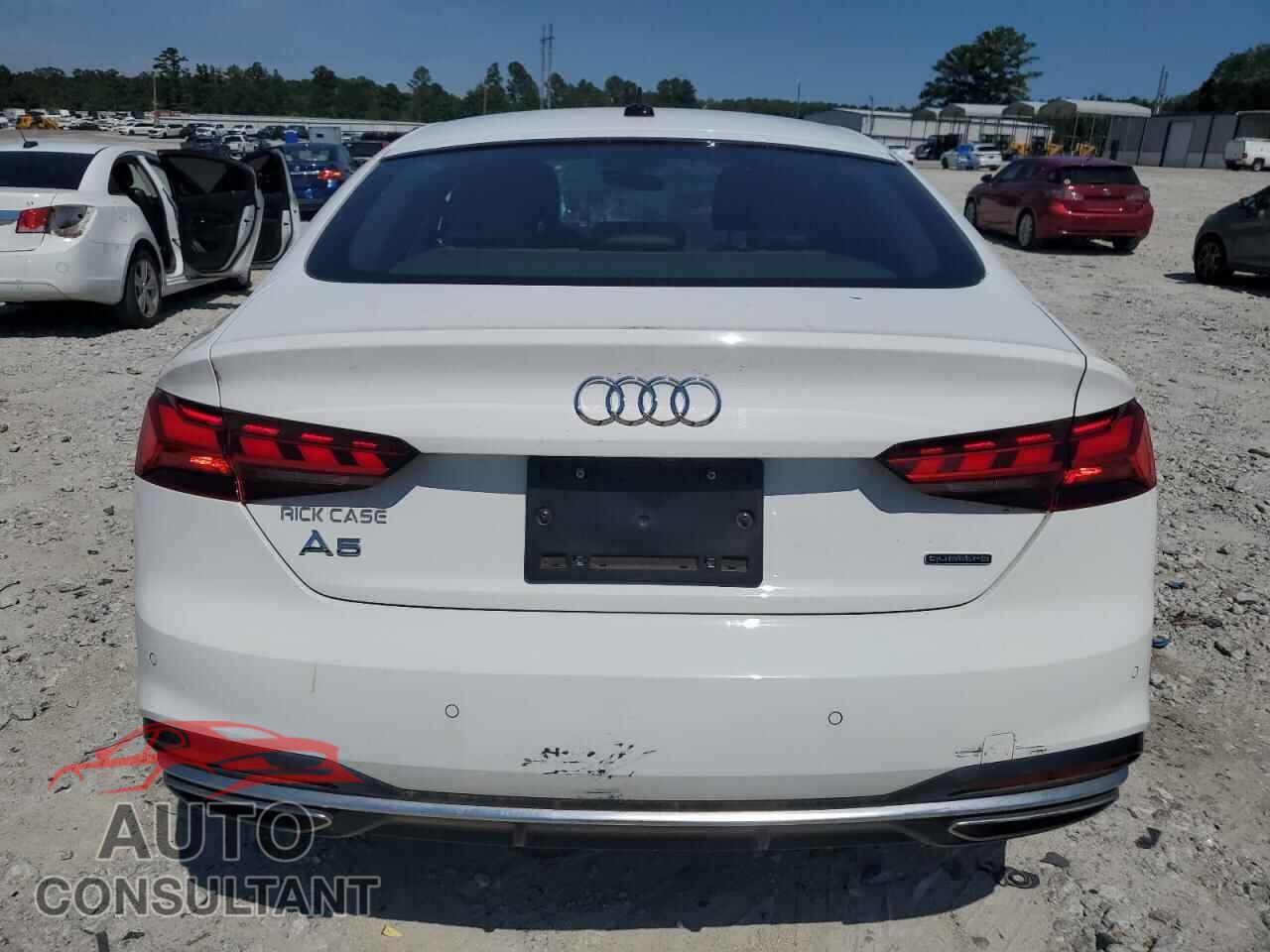AUDI A5 2021 - WAUABCF52MA038202