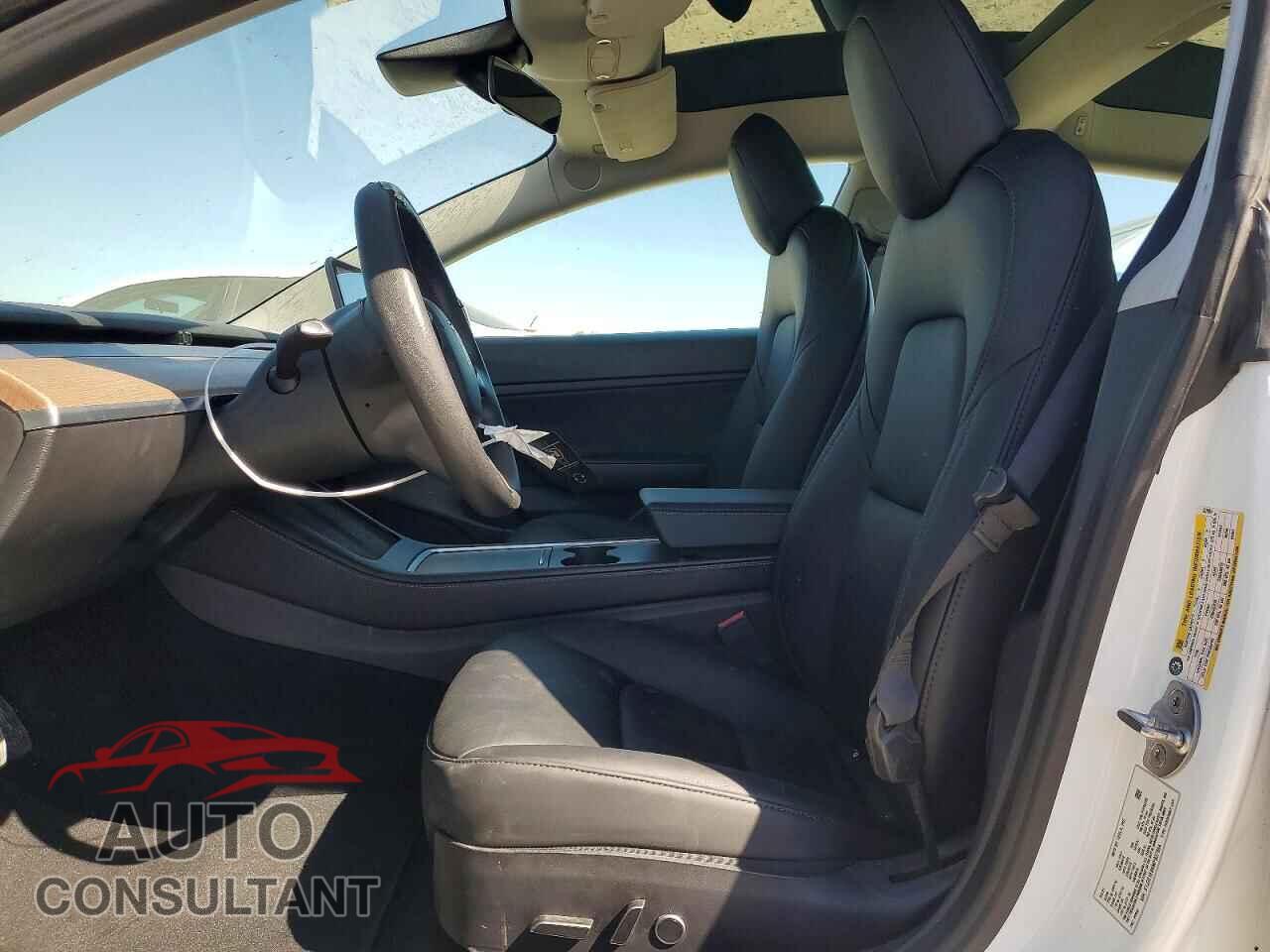 TESLA MODEL 3 2021 - 5YJ3E1EB5MF937884