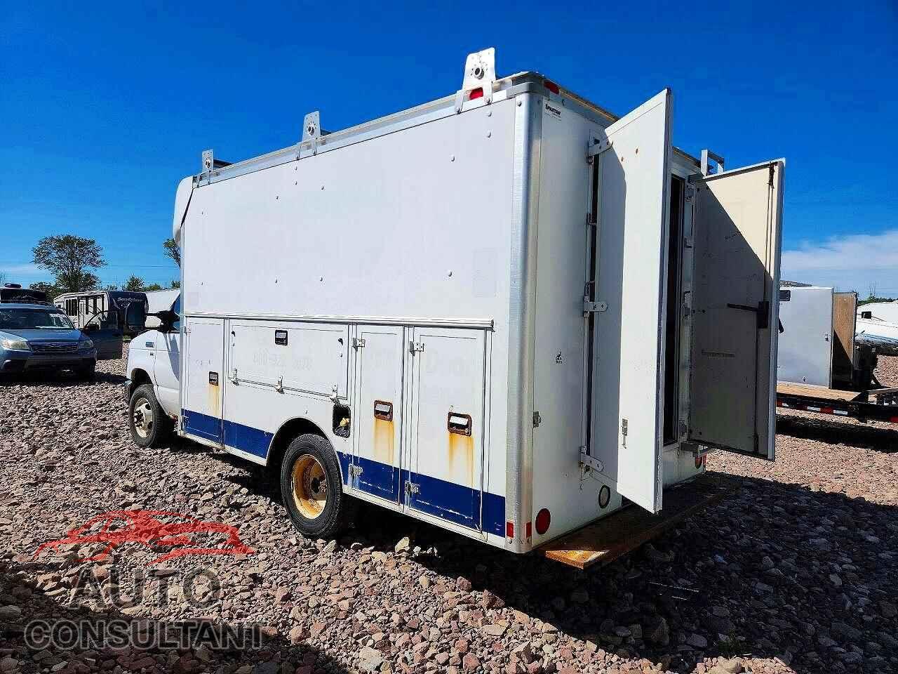 FORD ECONOLINE 2013 - 1FDWE3FL0DDB11236