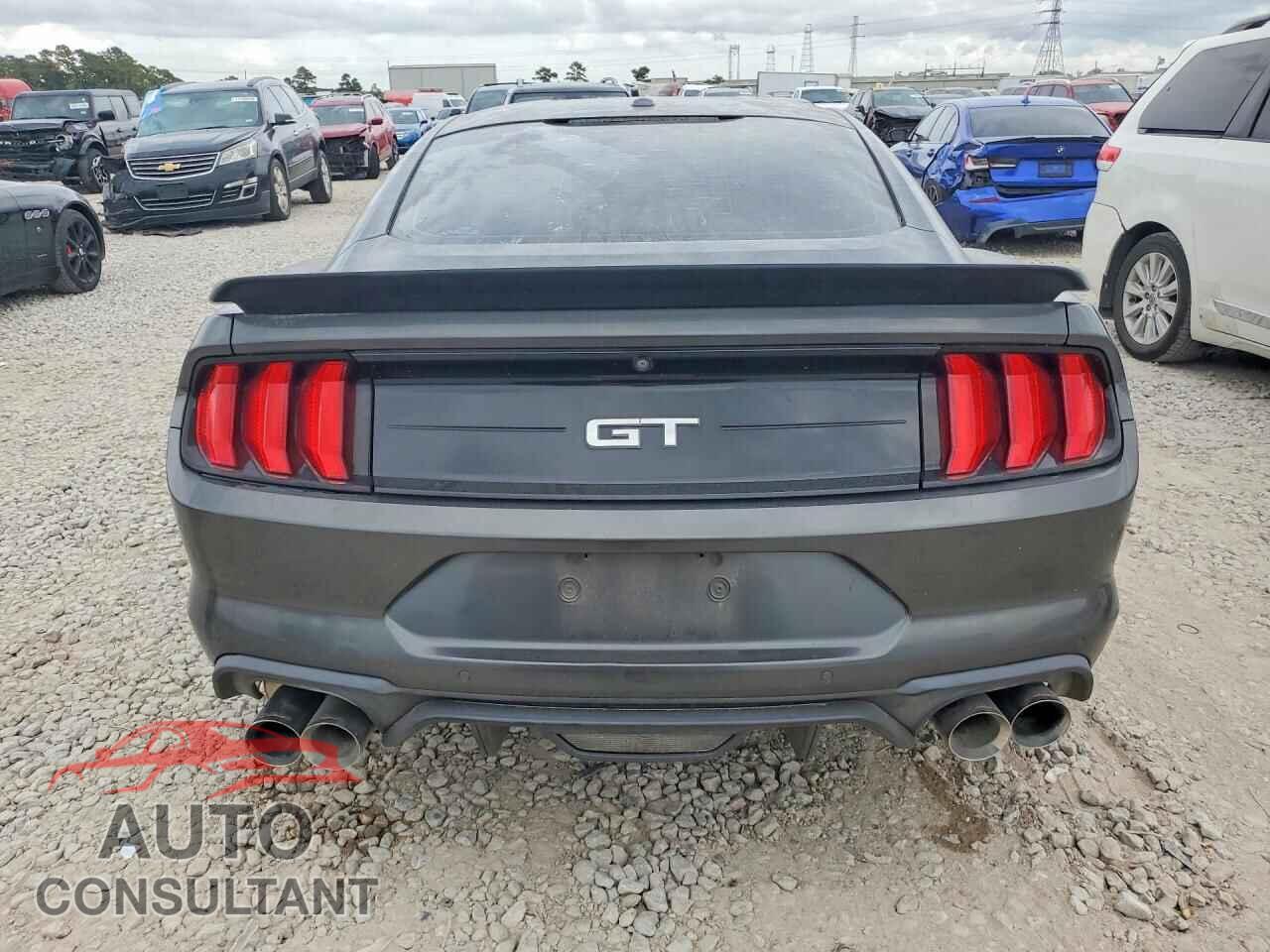 FORD MUSTANG 2020 - 1FA6P8CF1L5124862