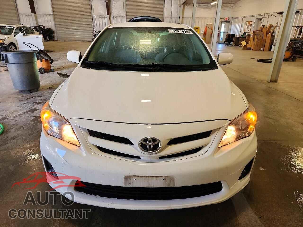 TOYOTA COROLLA 2012 - 2T1BU4EEXCC808911