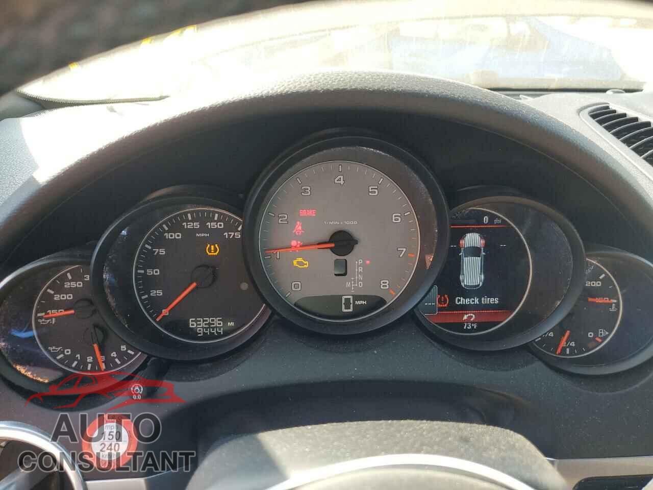 PORSCHE CAYENNE 2017 - WP1AB2A24HLA51911