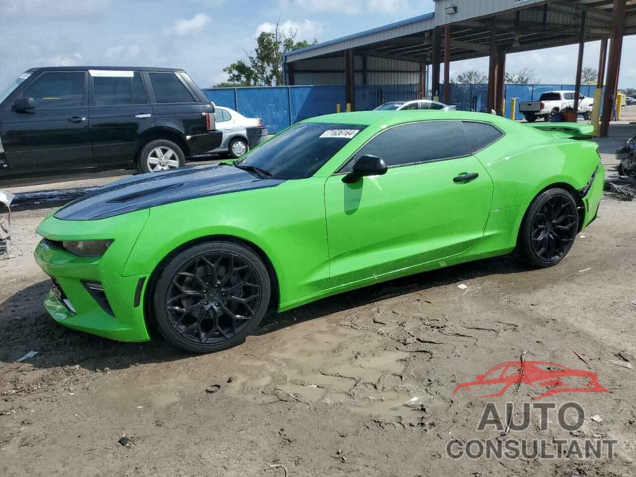 CHEVROLET CAMARO 2018 - 1G1FE1R78J0106613