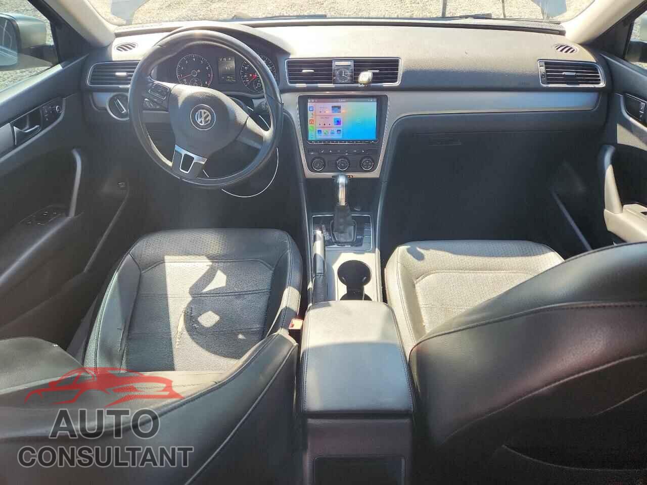 VOLKSWAGEN PASSAT 2014 - 1VWAT7A37EC022996