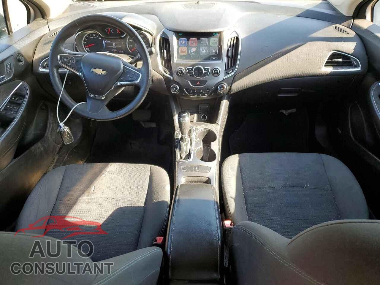 CHEVROLET CRUZE 2017 - 1G1BE5SM7H7258129