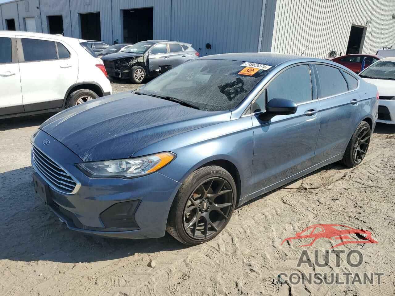 FORD FUSION 2019 - 3FA6P0G77KR108598