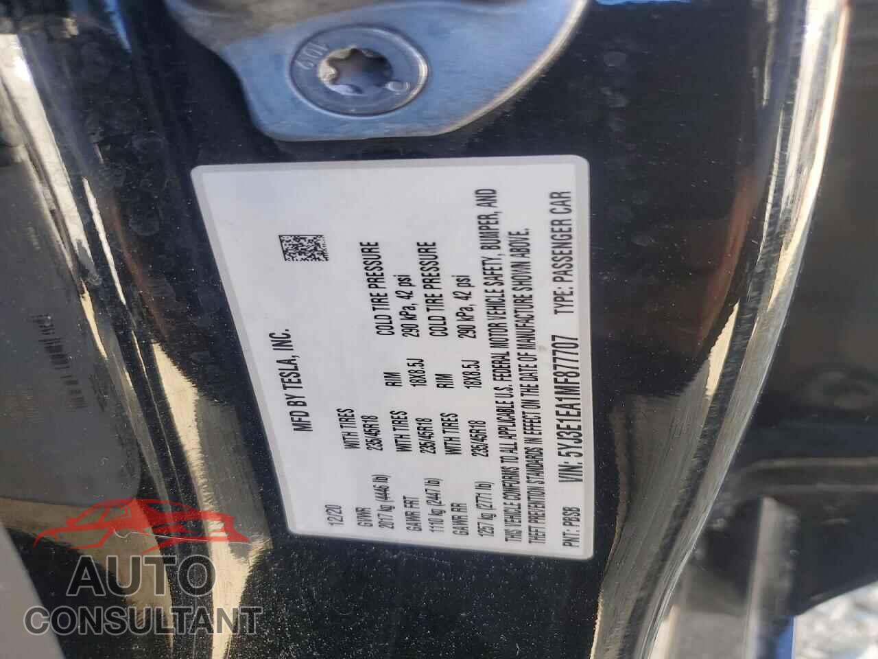 TESLA MODEL 3 2021 - 5YJ3E1EA1MF877707