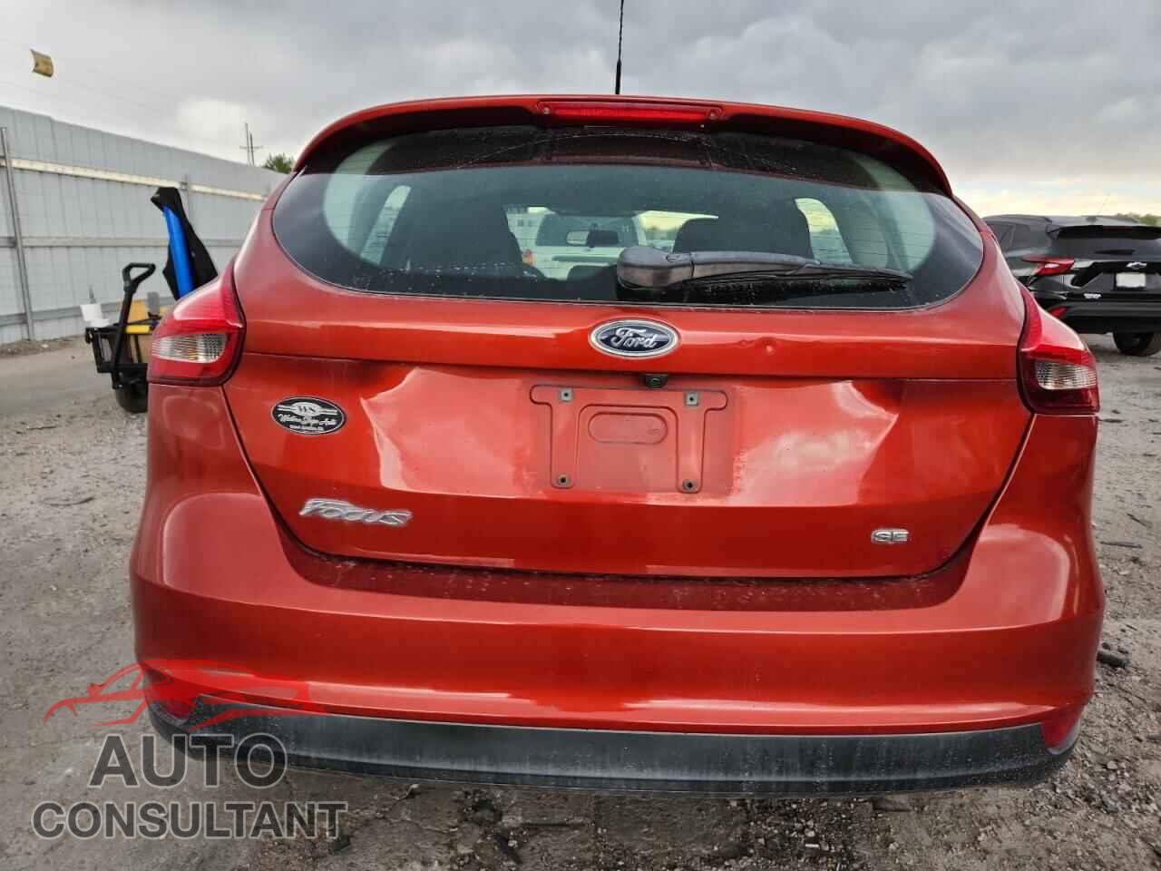 FORD FOCUS 2018 - 1FADP3K2XJL331171
