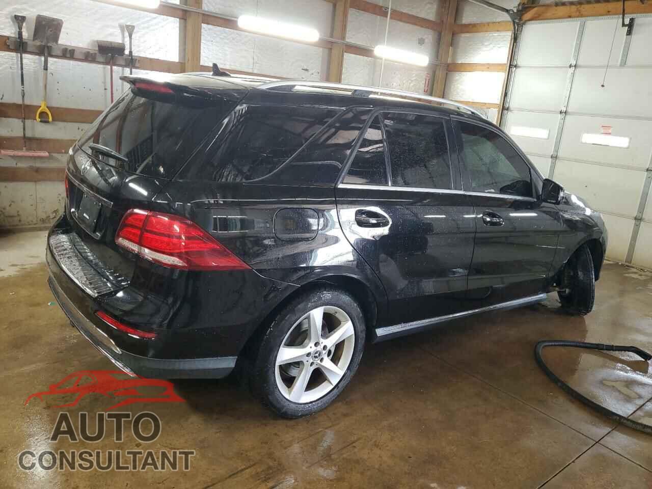 MERCEDES-BENZ GLE-CLASS 2017 - 4JGDA5JB7HA913870