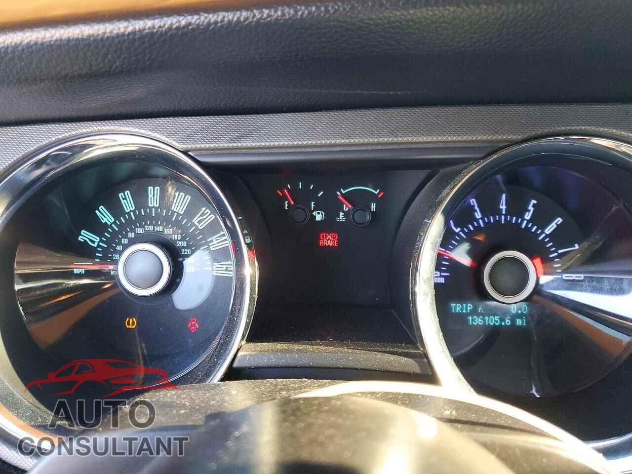 FORD MUSTANG 2013 - 1ZVBP8AM2D5277324