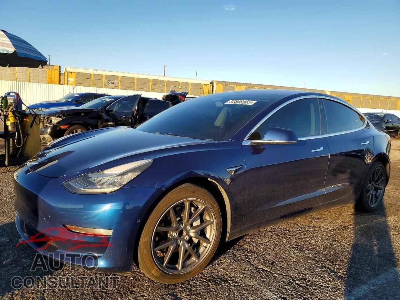 TESLA MODEL 3 2019 - 5YJ3E1EA2KF309107