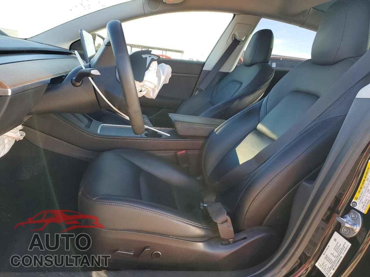 TESLA MODEL 3 2021 - 5YJ3E1EA9MF908105