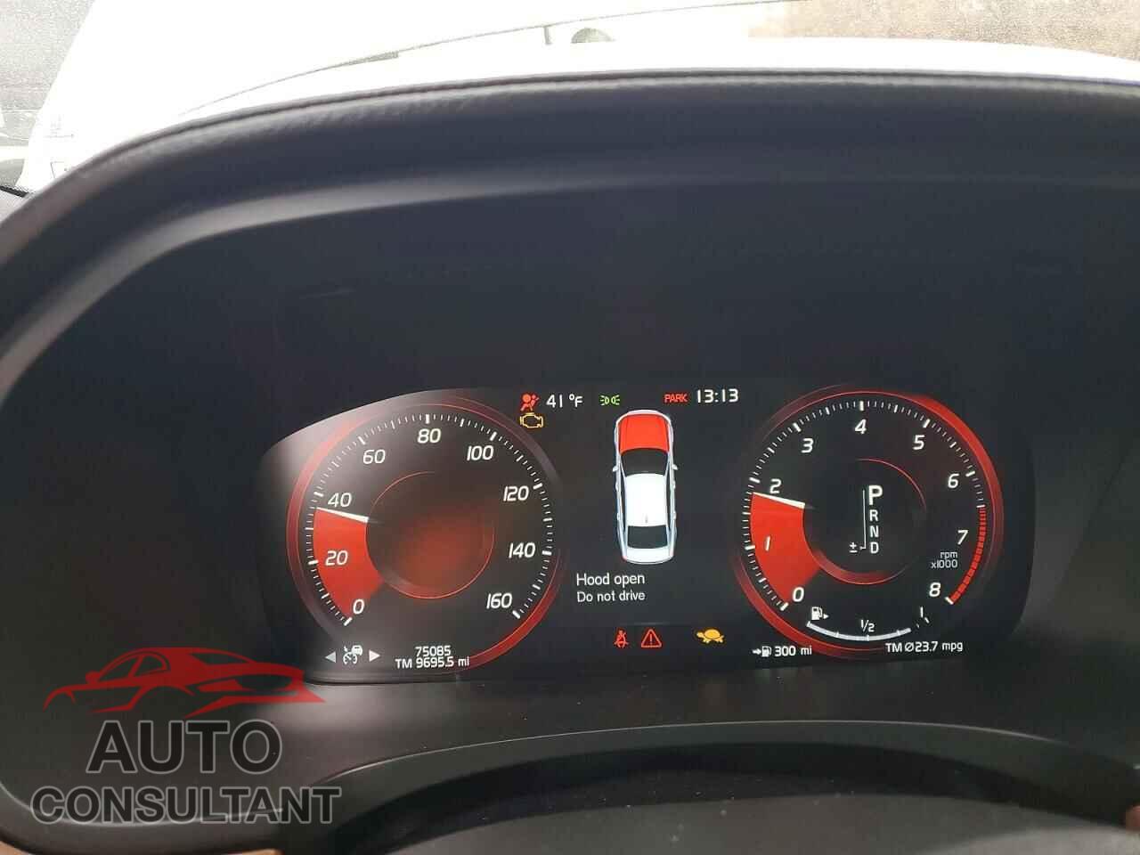VOLVO S90 2018 - LVY992MLXJP004877