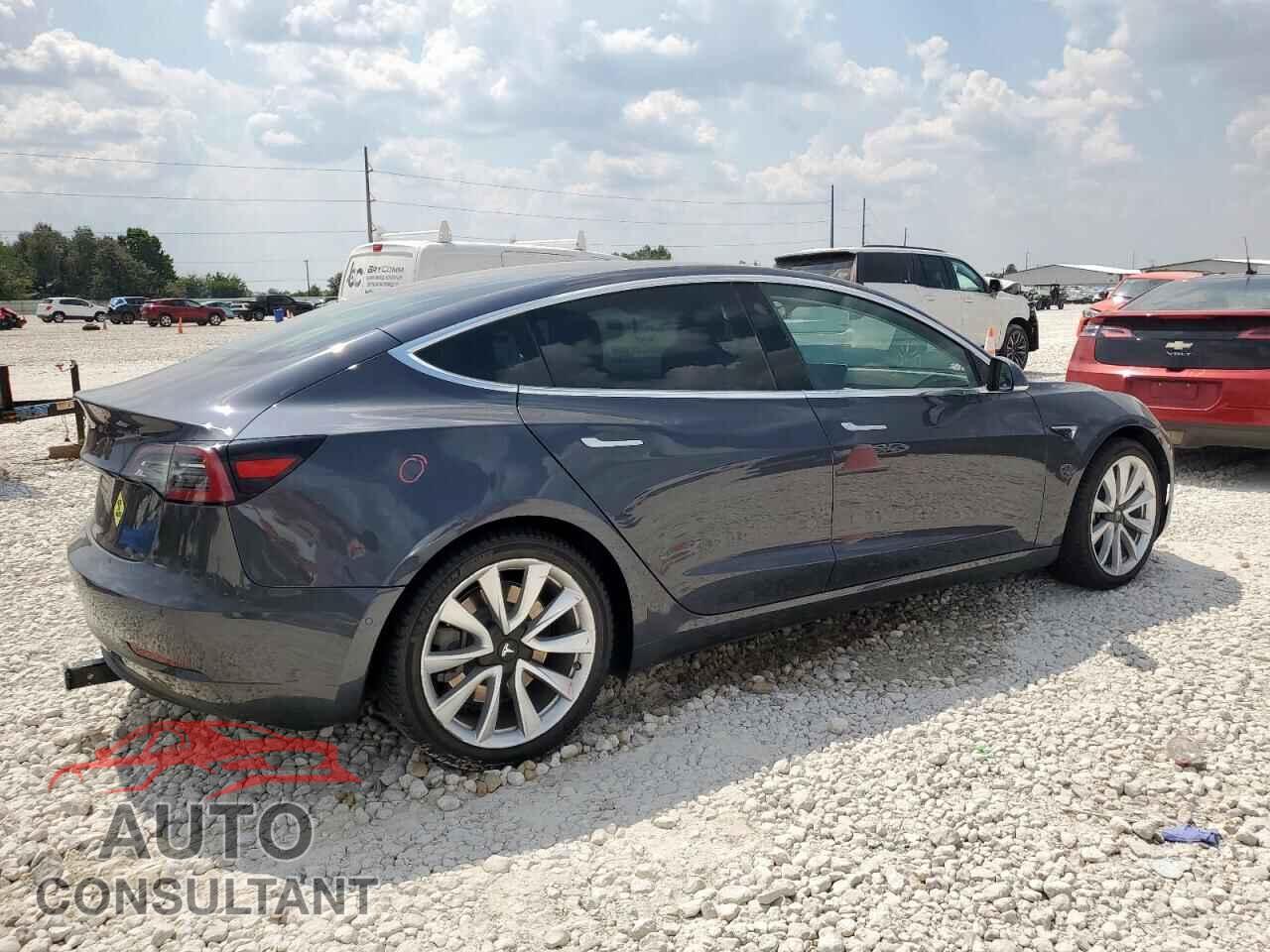 TESLA MODEL 3 2018 - 5YJ3E1EA4JF109411