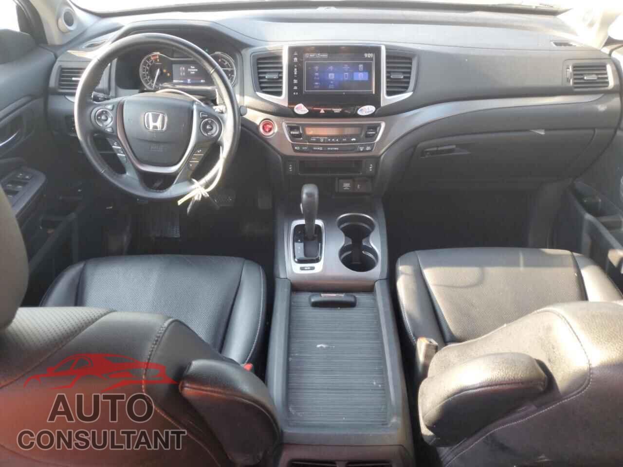 HONDA RIDGELINE 2017 - 5FPYK3F6XHB010520