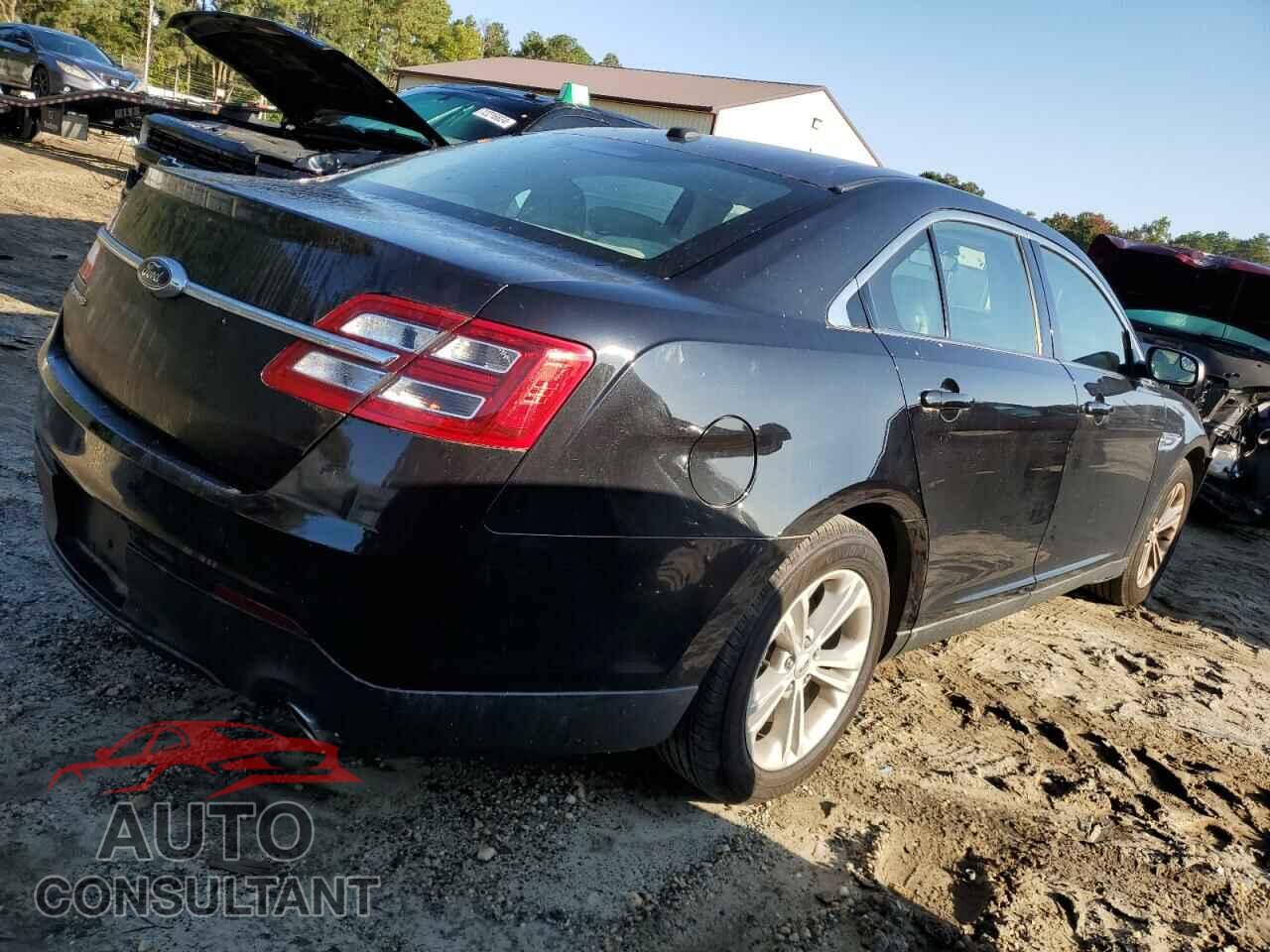 FORD TAURUS 2019 - 1FAHP2D86KG109010