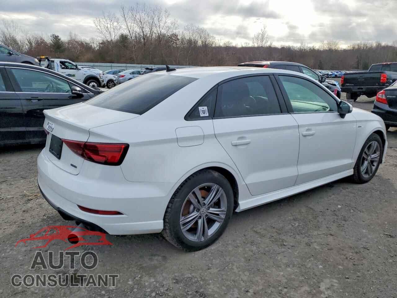 AUDI A3 2020 - WAUBEGFF9LA020550