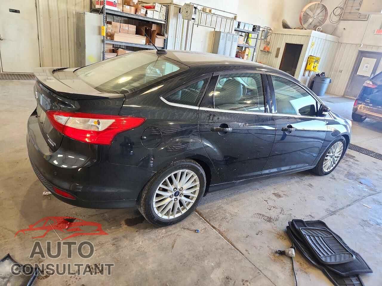 FORD FOCUS 2014 - 1FADP3J29EL241565