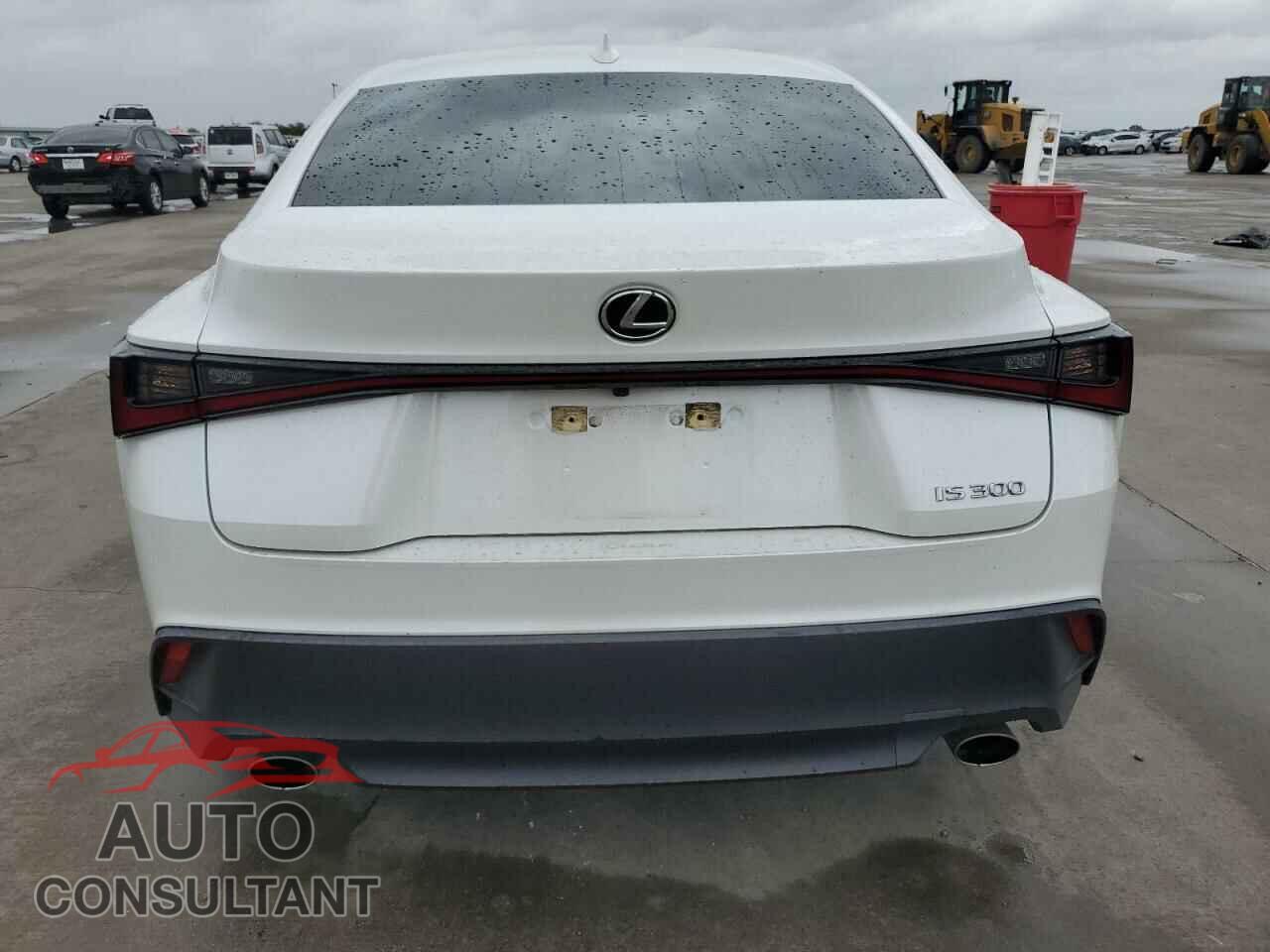 LEXUS IS 2021 - JTHAA1D21M5111473
