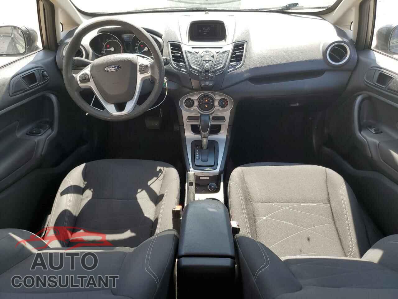 FORD FIESTA 2018 - 3FADP4EJ8JM140677