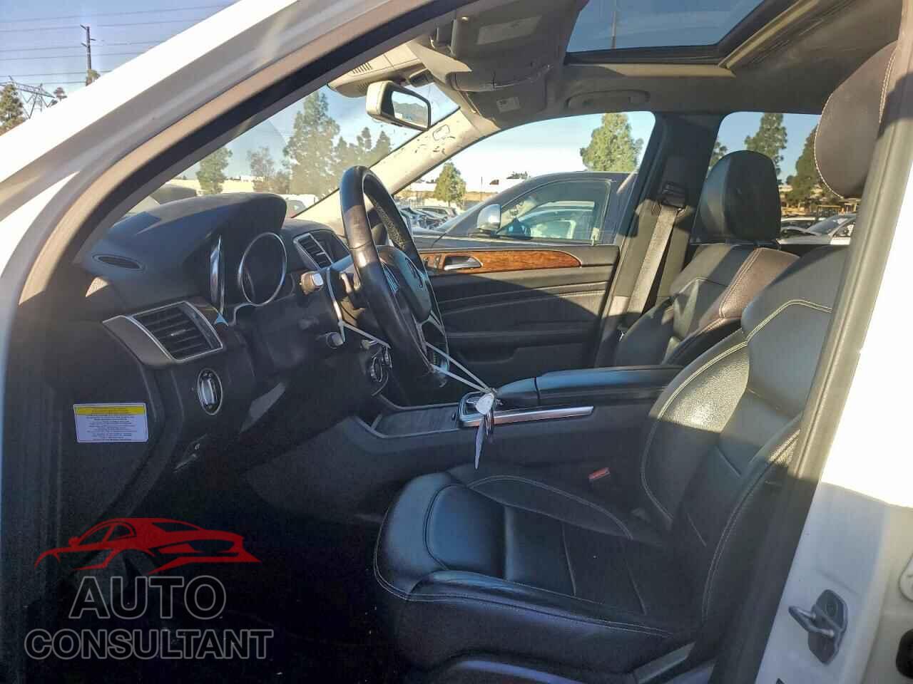 MERCEDES-BENZ M-CLASS 2012 - 4JGDA2EB8CA070697