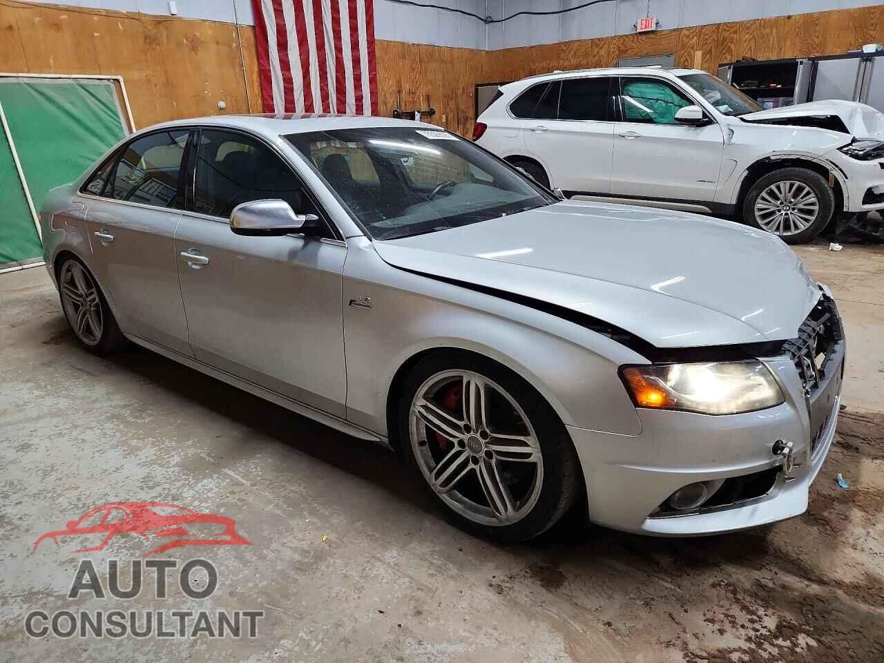 AUDI S4/RS4 2010 - WAUDGAFL7AA126840
