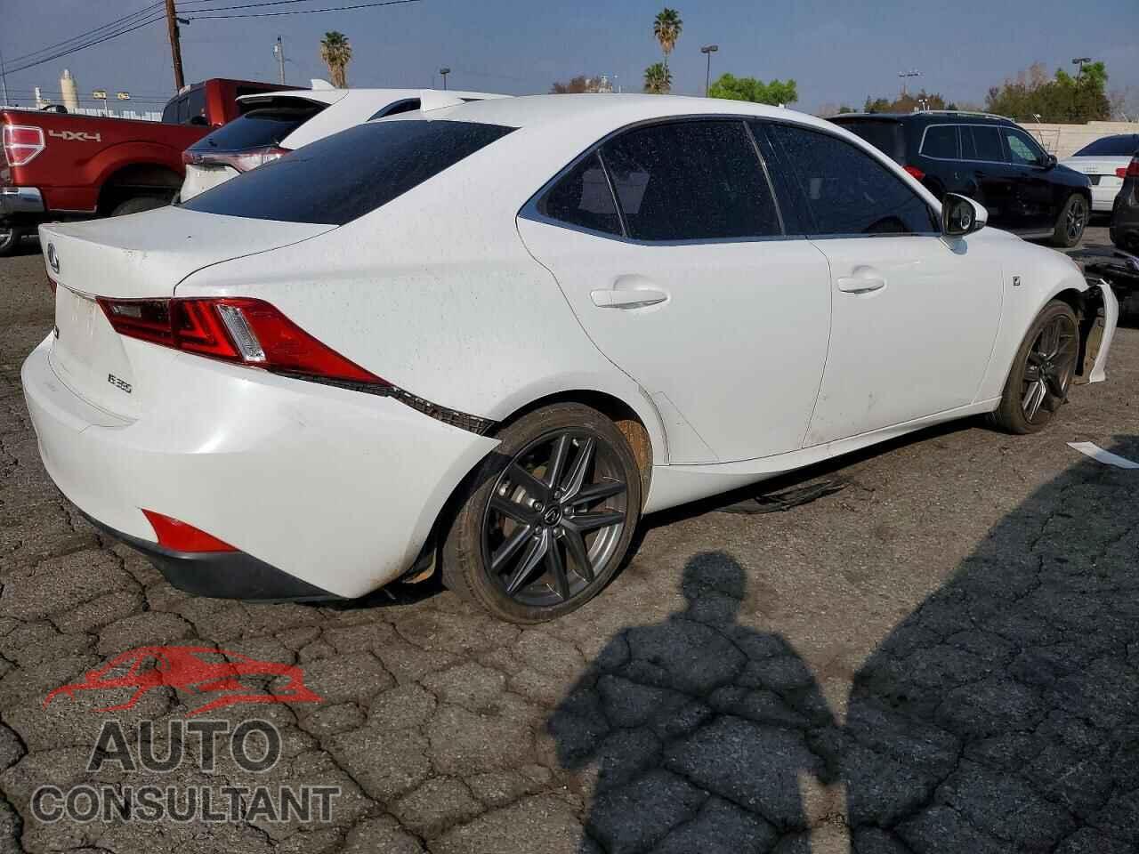 LEXUS IS 2014 - JTHBE1D29E5014323