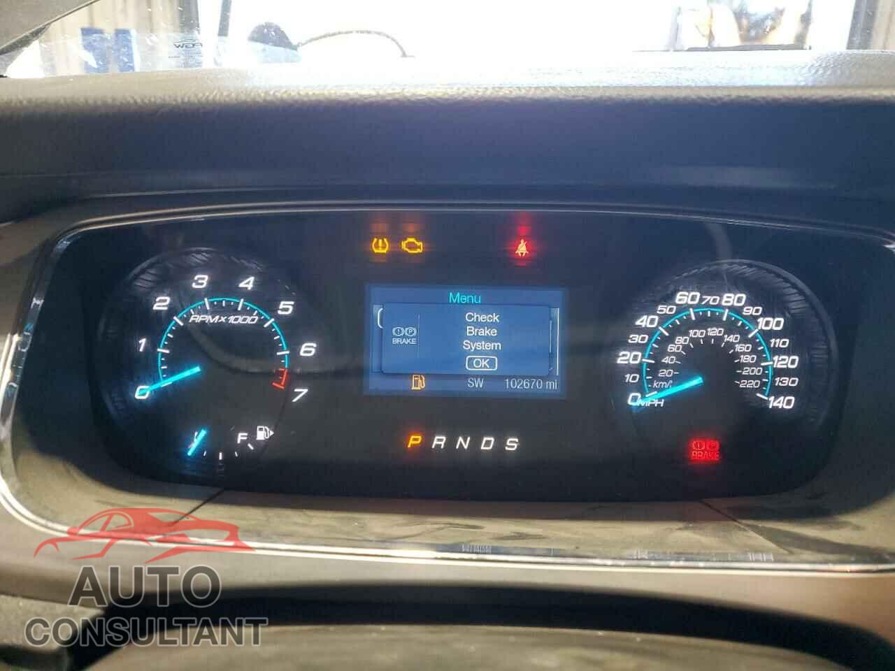 FORD TAURUS 2018 - 1FAHP2E86JG115077