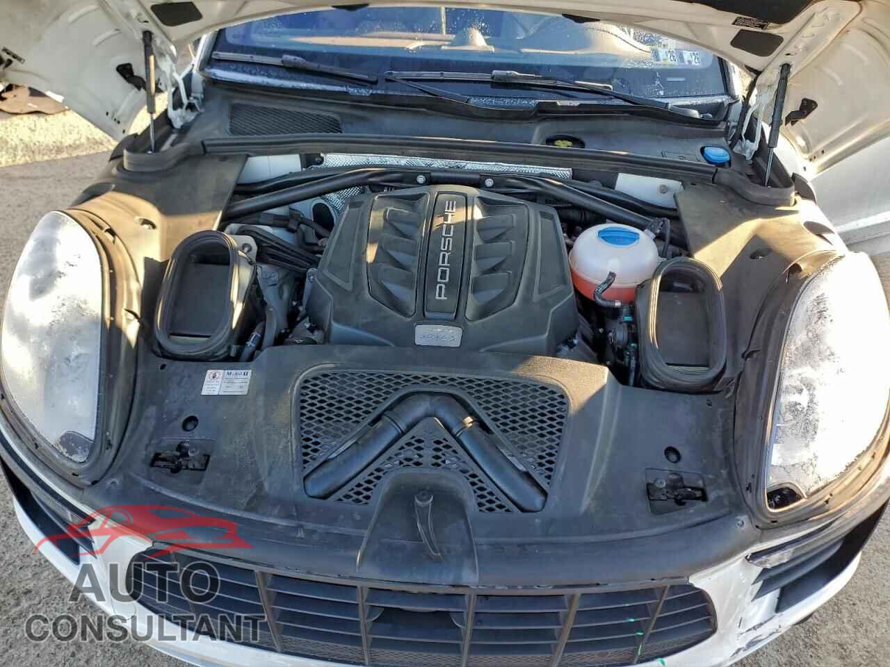 PORSCHE MACAN 2015 - WP1AB2A54FLB70937