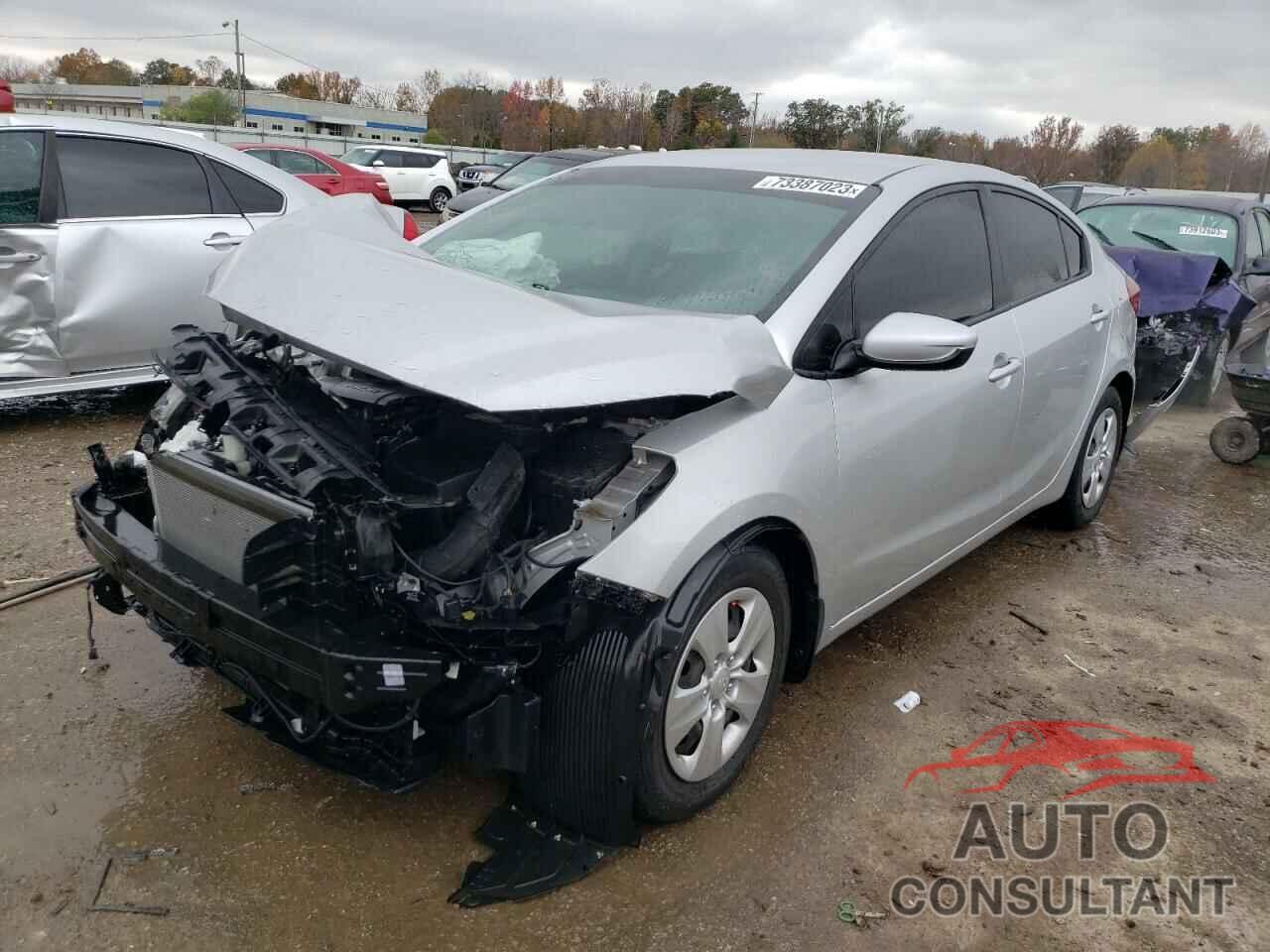 KIA FORTE 2018 - 3KPFK4A71JE284805