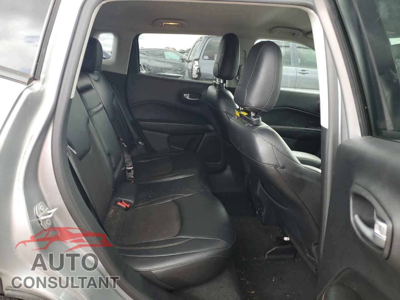 JEEP COMPASS 2017 - 3C4NJDBB7HT660737